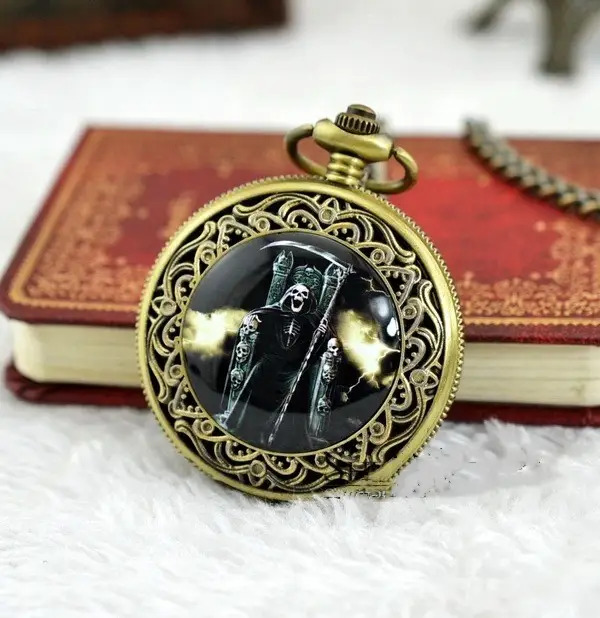 Angel Wings Vintage Gold Classic Skull Quartz Watch