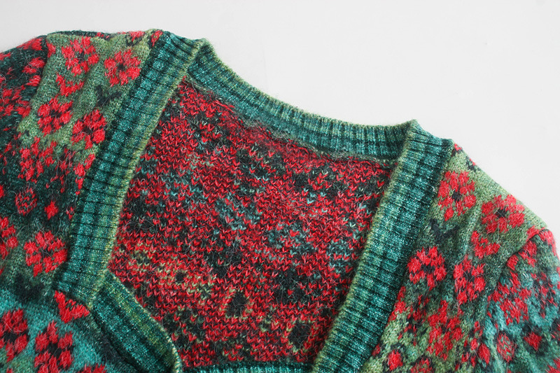 Women's jacquard knitted sweater