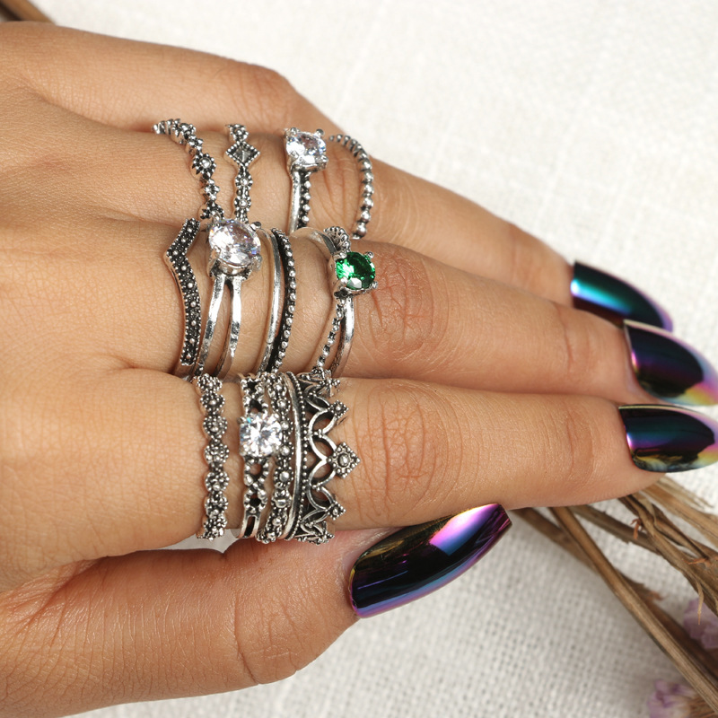 European and American Emerald Crown Irregular Ring Set