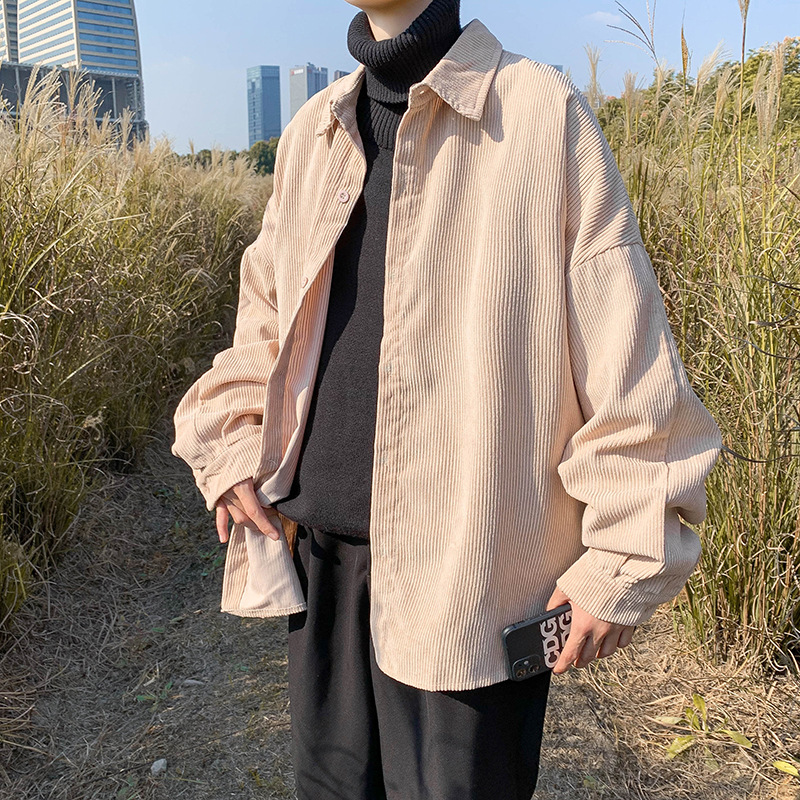 Take a couple to wear a woolen trench coat