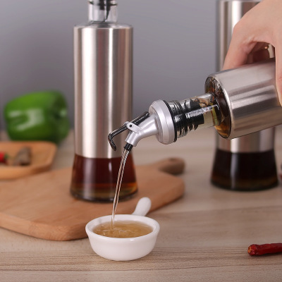 Stainless steel kitchen oil bottle seasoning pot