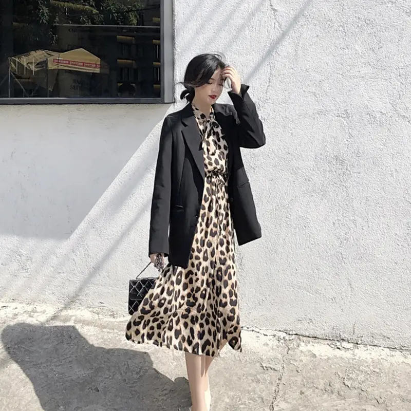 Leopard Print V-neck Long Sleeve Flared Sleeve Flowy Dress