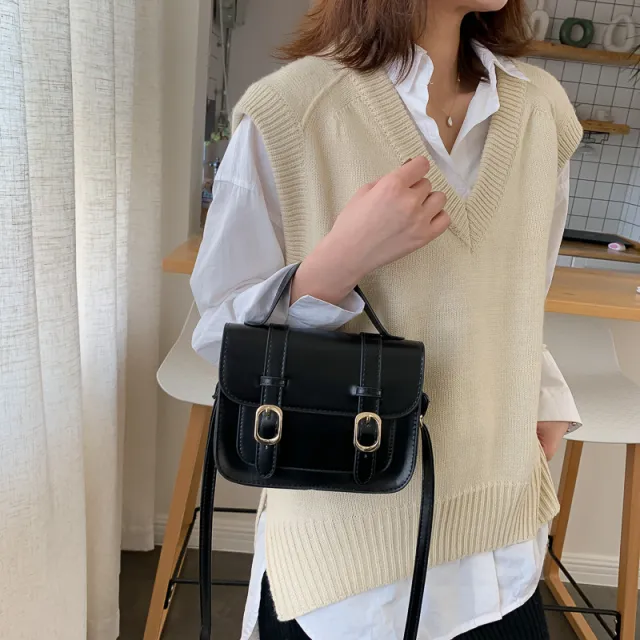 The vintage postman bag is a Japanese student's one shoulder bag Black - Shop at LoveMi