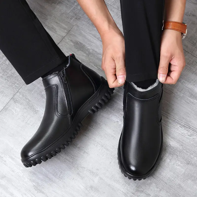Leather warm men's cotton shoes, wool fur