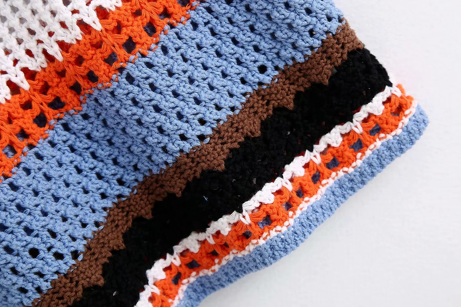 Flower print sweater