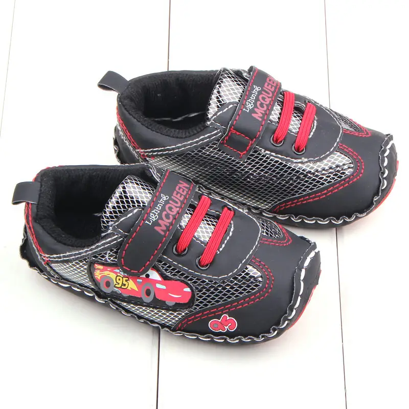 Infant rubber-soled toddler shoes