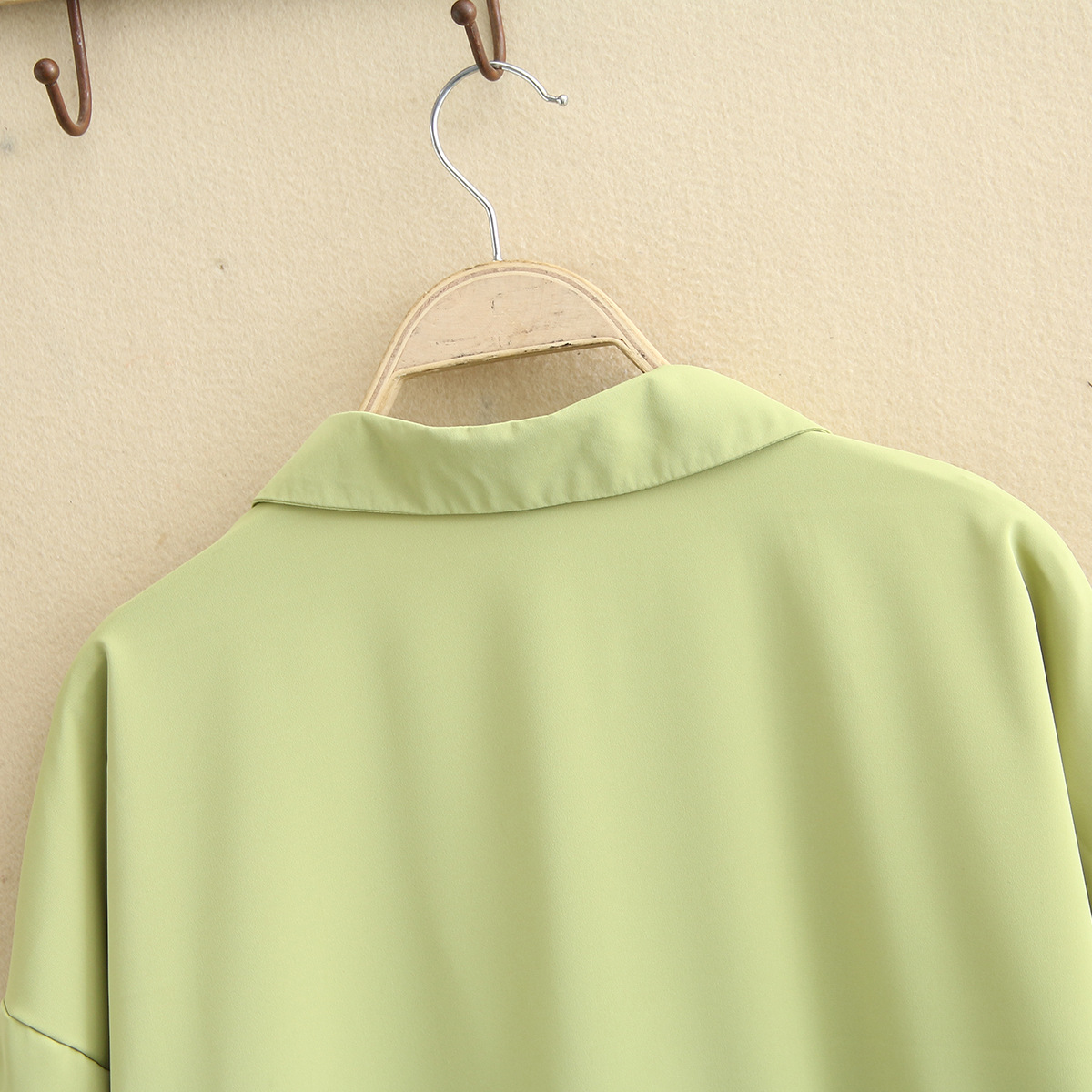 Suit collar waist slim shirt