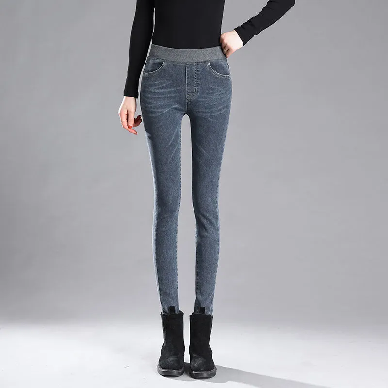 Women's warm stretch and velvet elastic waist jeans for winter - Grey