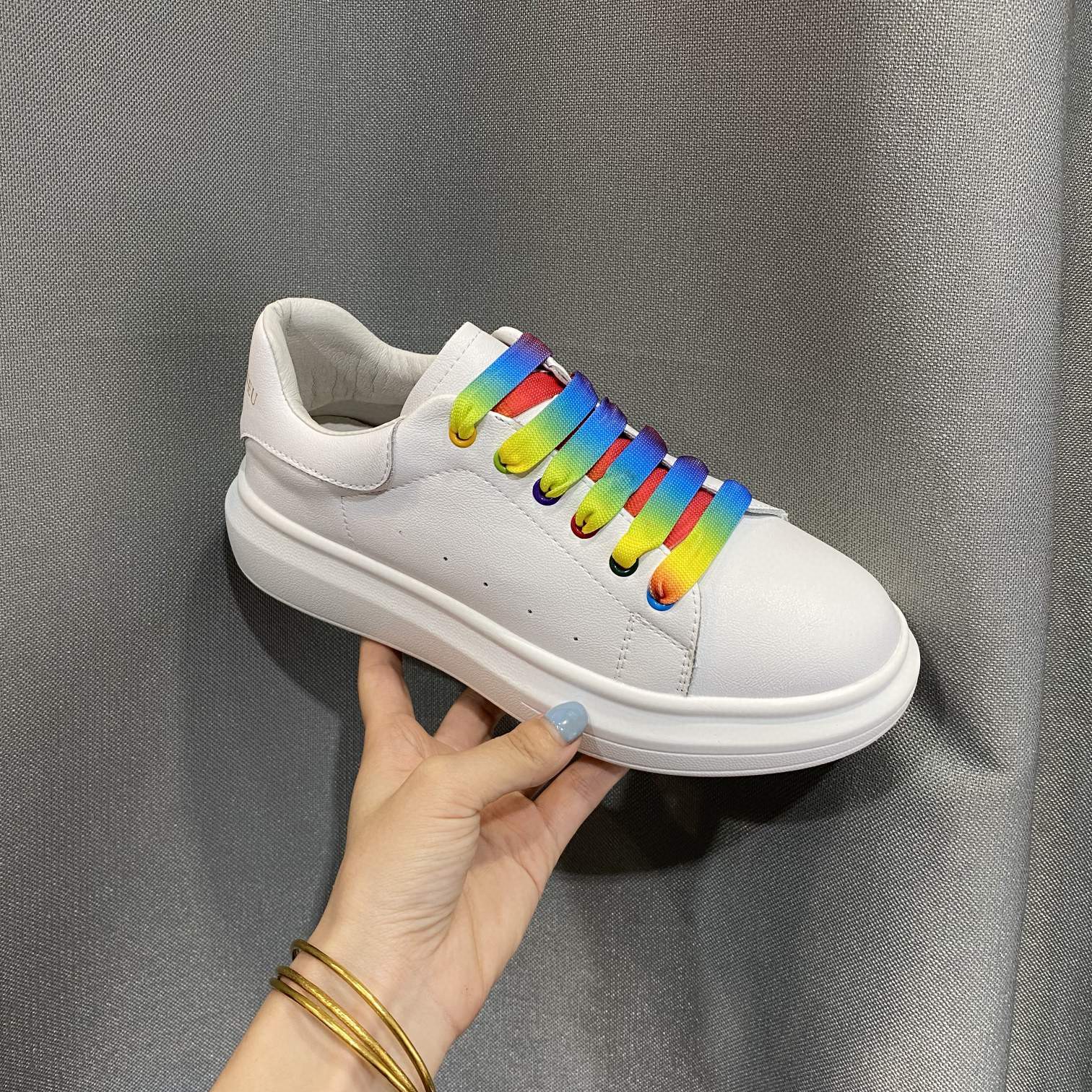 Rainbow belt white shoes