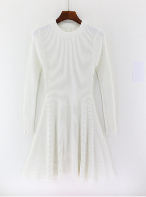 Slim fitting Long Sleeve Dress