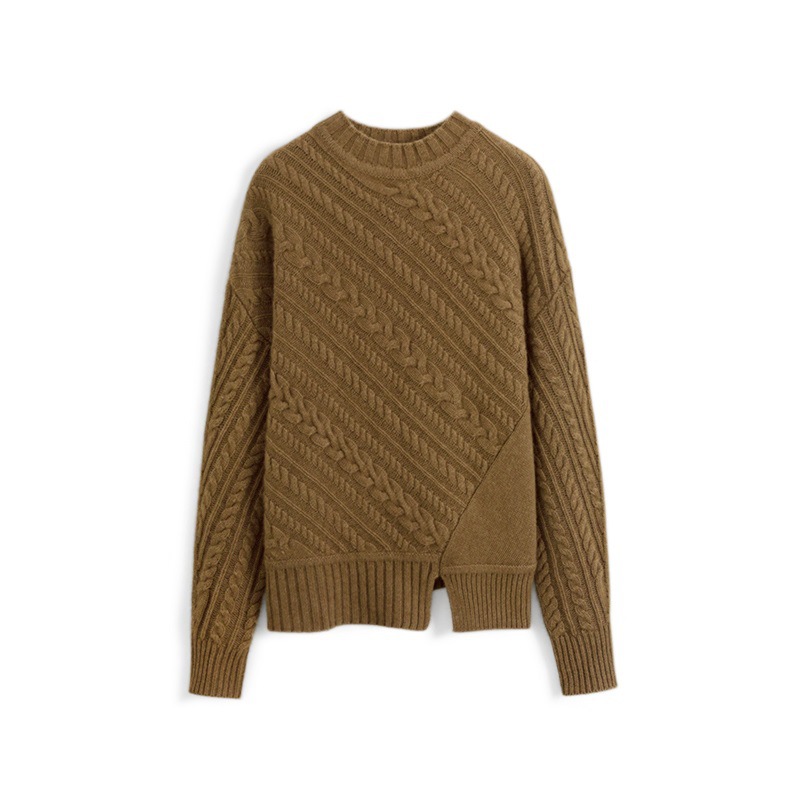 Slit crew neck woolen commuter twist knit sweater