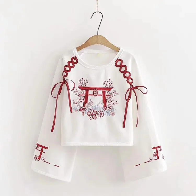 Literary bow tie embroidery plus velvet short sweater - White