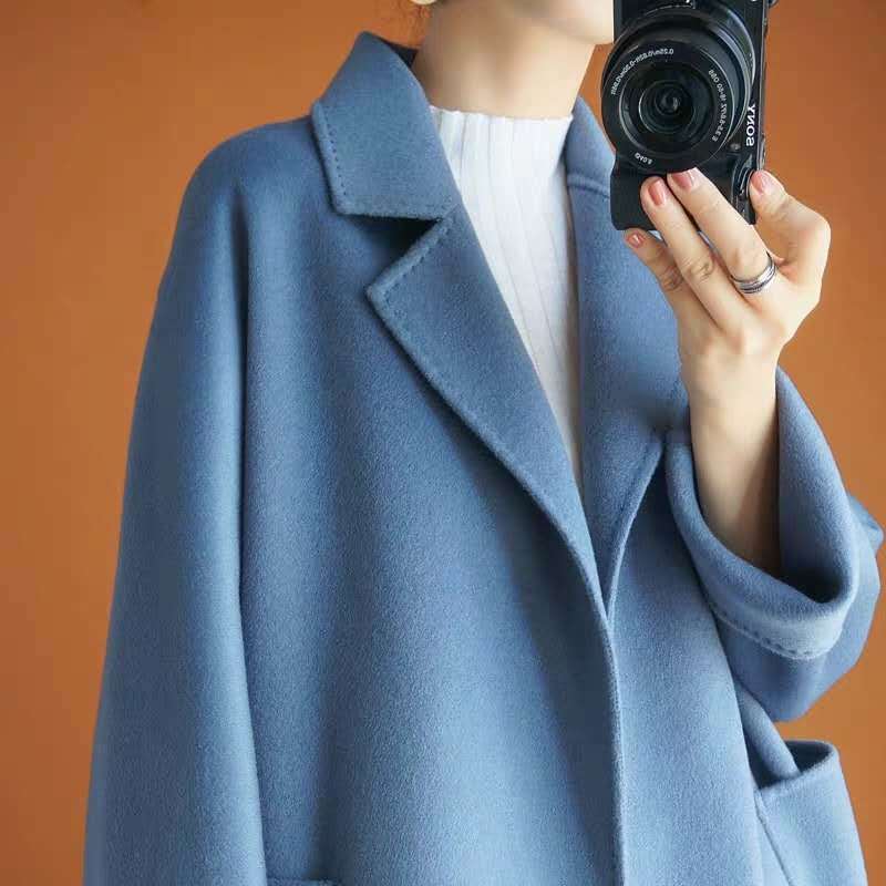 Fashionable loose and thin woolen overcoat