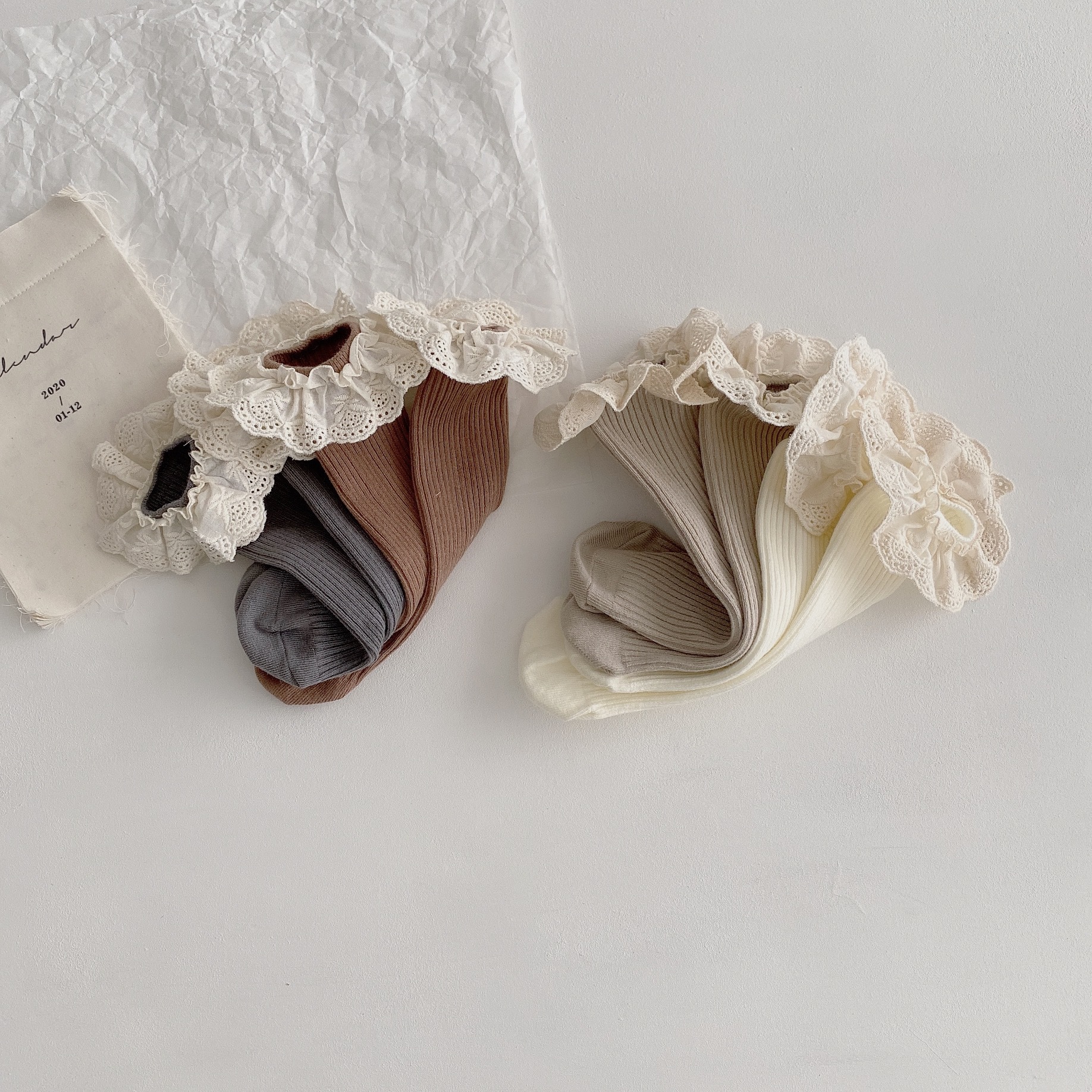 Korean Morandi heelless solid color lace socks