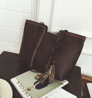 Thick line big bag tassel portable casual shoulder bag - Brown
