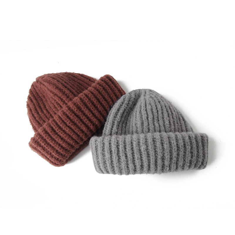 Solid color thick thick woolen hat