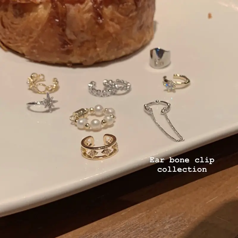 Female retro earrings without pierced ears