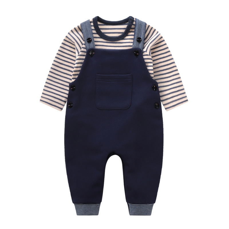 Long sleeves with straps and stripes