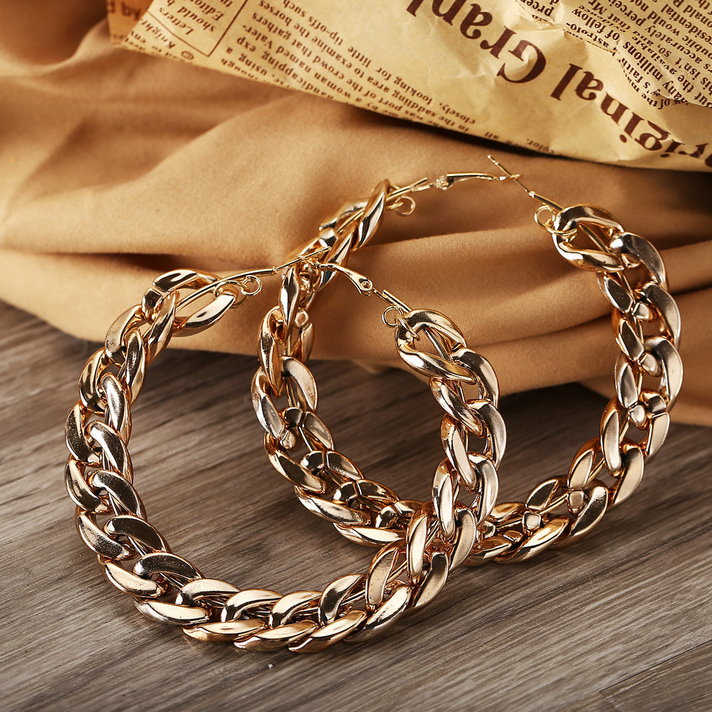 Retro simple exaggerated punk style earrings