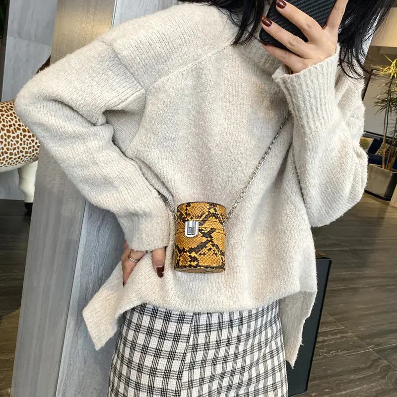 Mini lipstick pouch