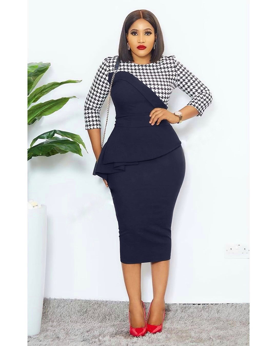 Women's OL commuter irregular stitching pencil skirt with belt