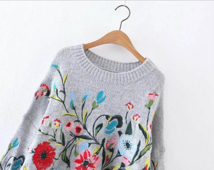Fashion round neck wide body flower embroidery knit pullover sweater women's