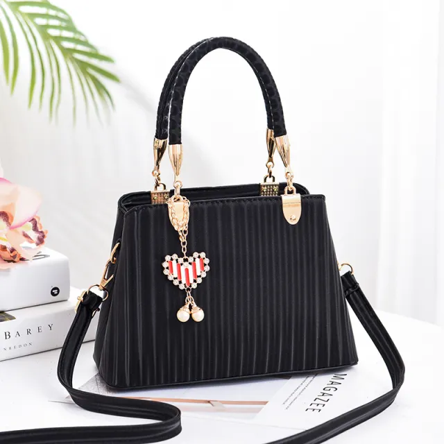 Striped printed lady's handbag Black - Shop at LoveMi