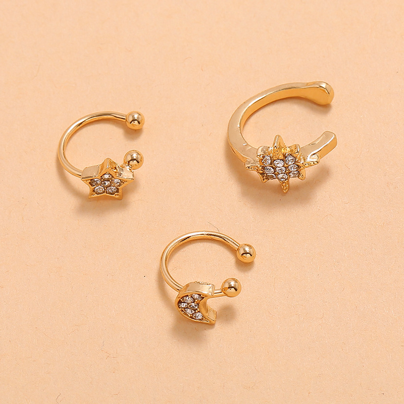 Personality design star moon ear clip