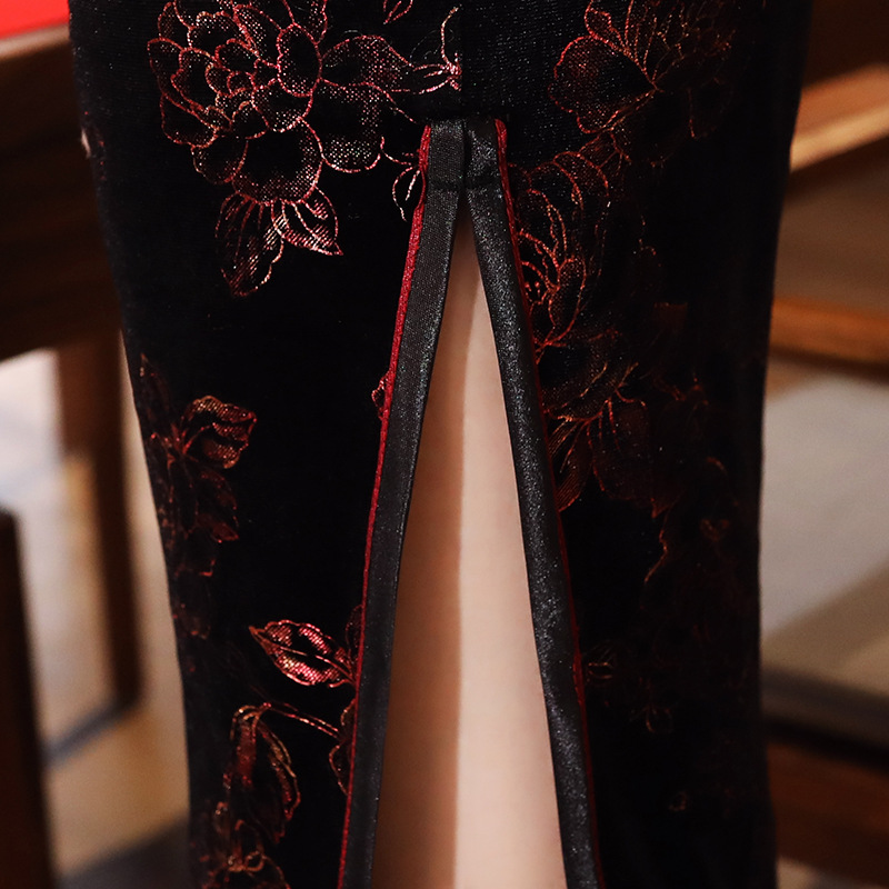 Improved long short-sleeved velvet cheongsam