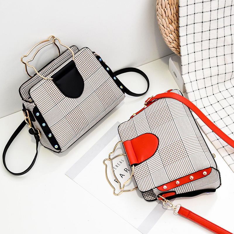 Fashionable crossbody bag