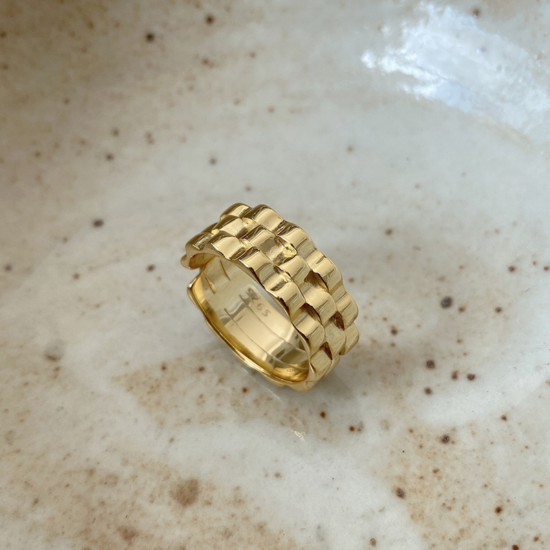 Fashion temperament line watch chain ring