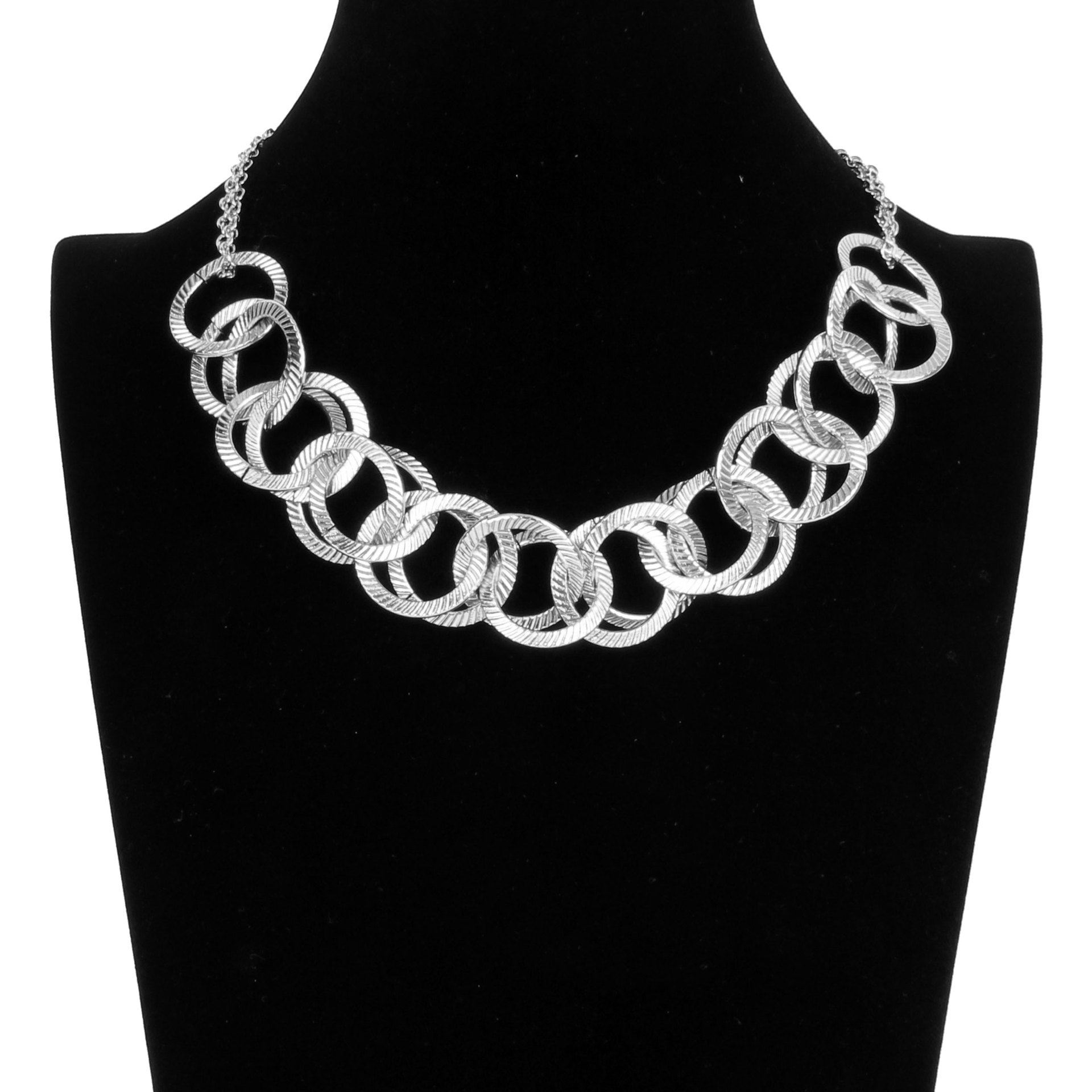 Alloy interlocking fashion all-match street necklace