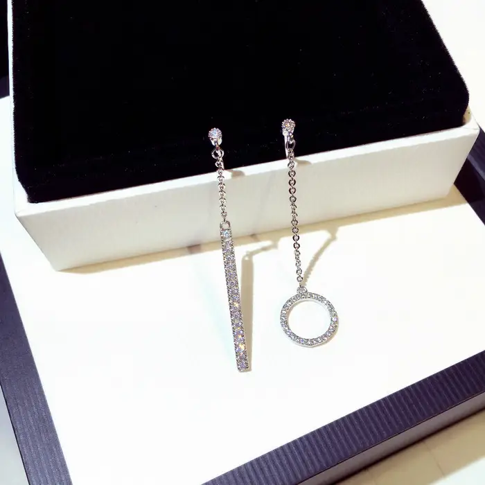 Asymmetric earrings