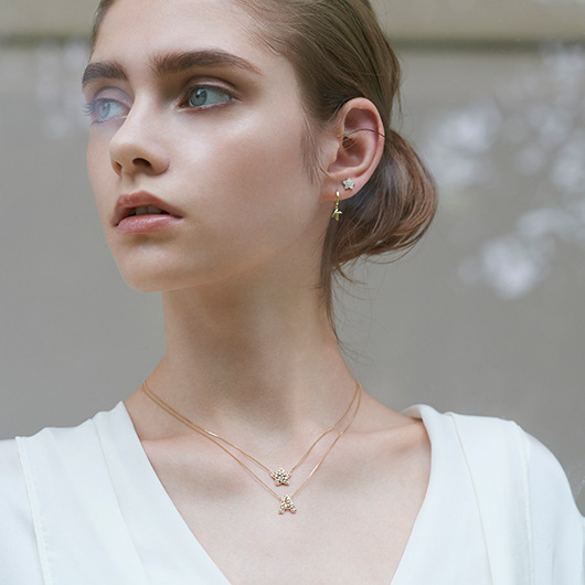 Three-dimensional letter pendant earrings