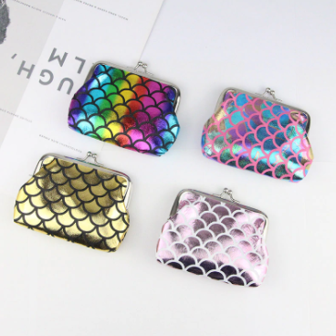 Fish scale coin purse
