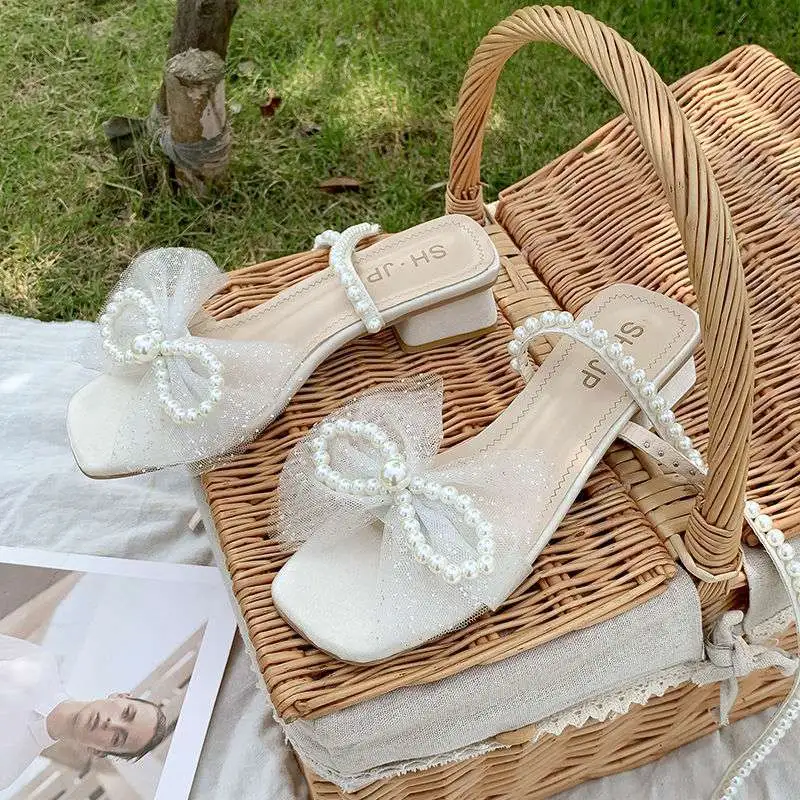 Head Word Lace Up High Heels - Cream