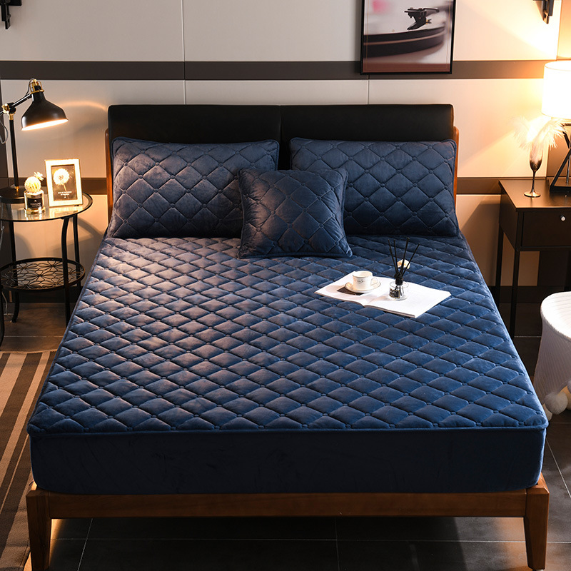 Crystal fleece padded bed cover Blue - Shop at LoveMi