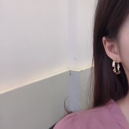 Temperament simple retro ins wind earrings