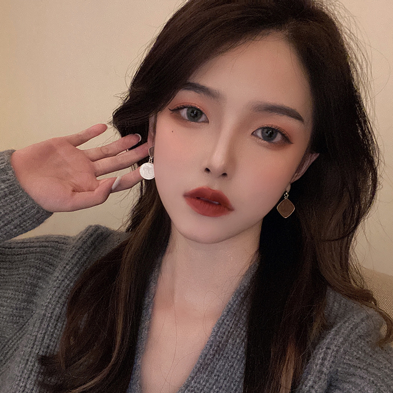 Simple temperament dripping oil hit color earrings