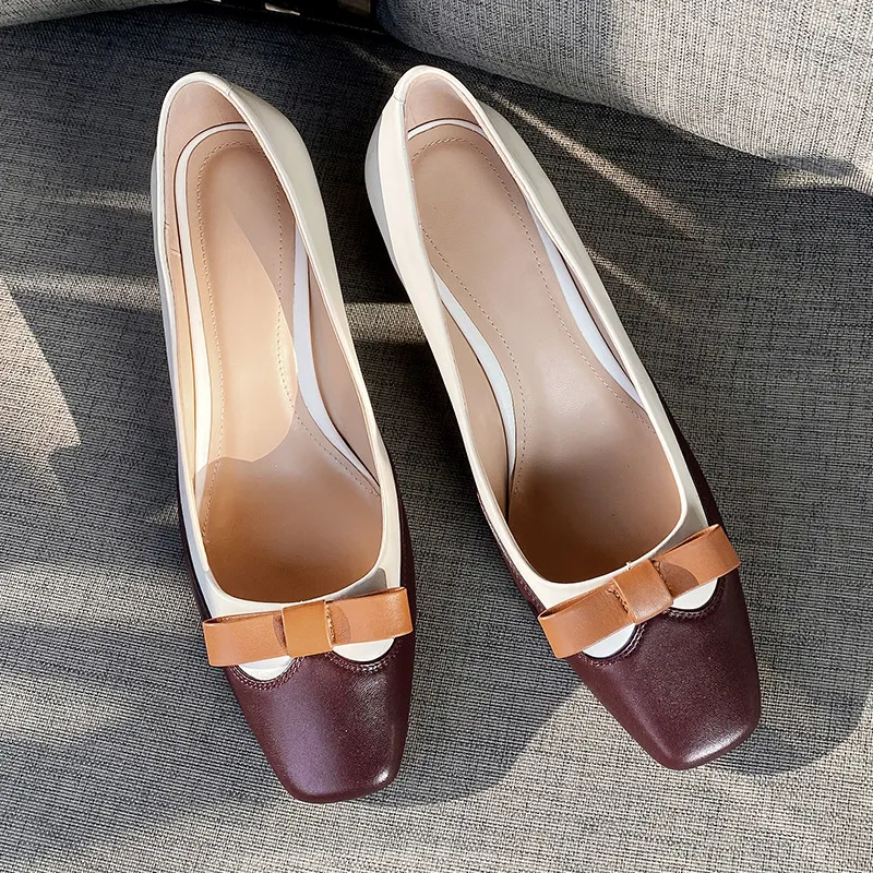 Colorblock square toe chunky heel leather shoes - Wine