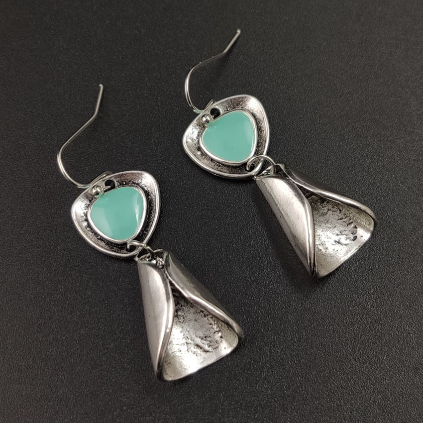 Wind chimes turquoise earrings retro women