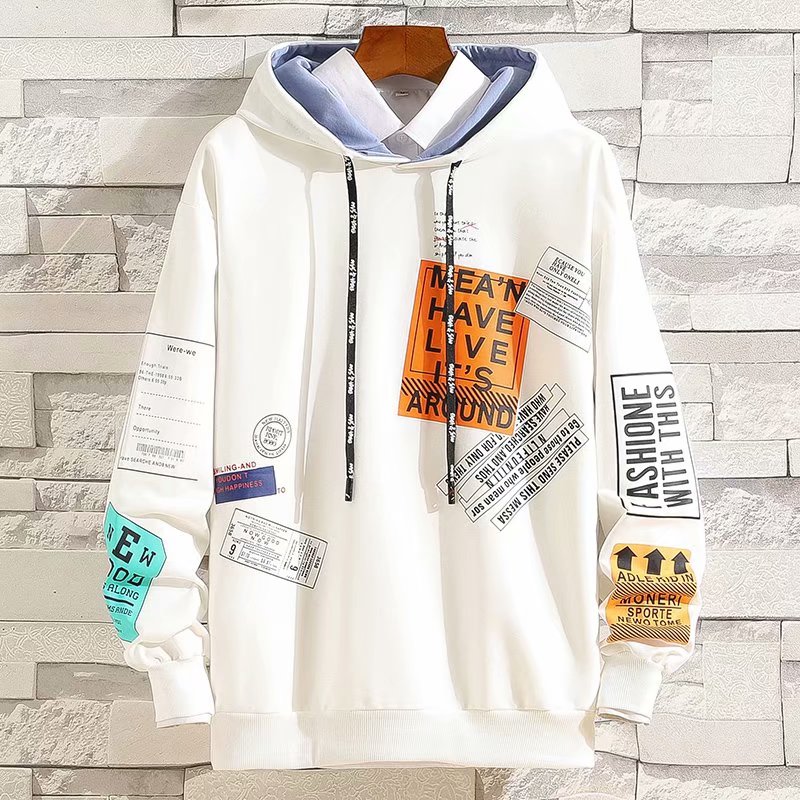 Printed hood is popular with two-piece suit