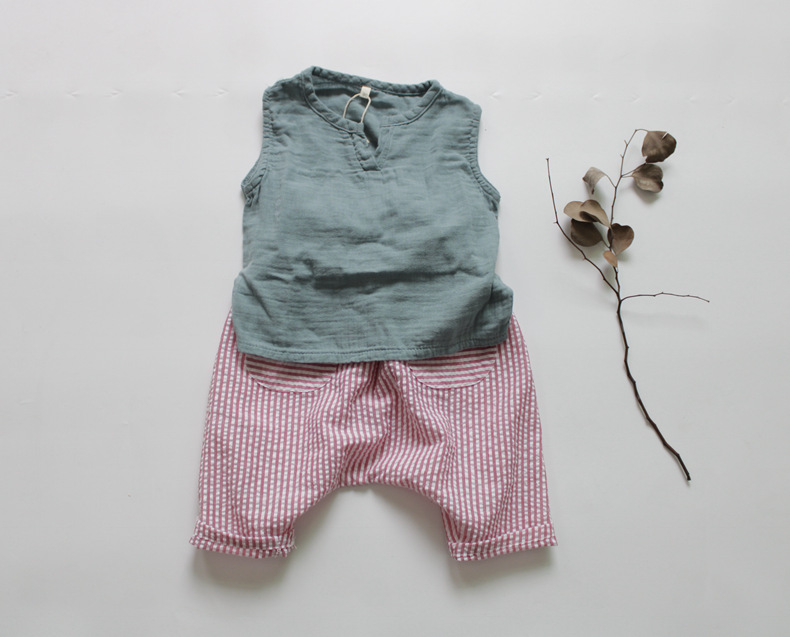 Breathable fabric children's crotch pants