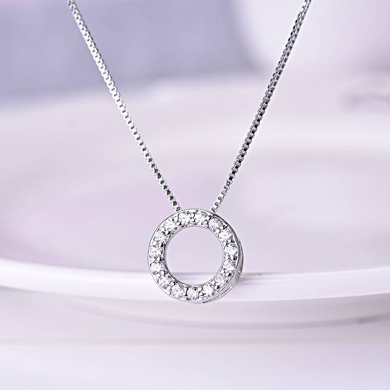 Simple temperament full diamond circle pendant