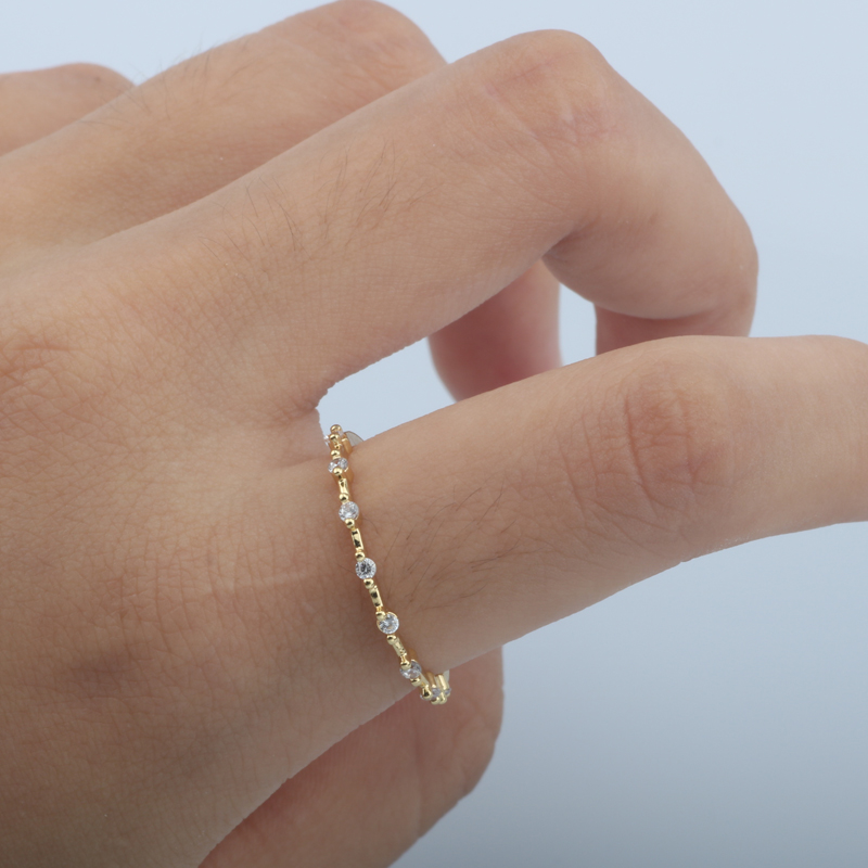 Gold imitation diamond ring