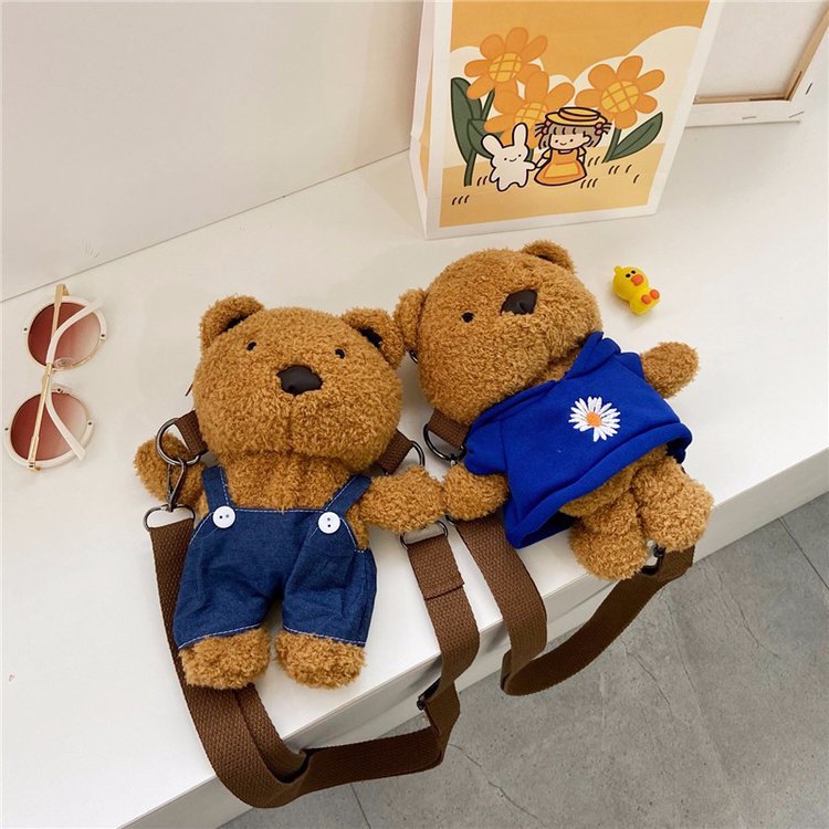 Stuffed bear one-shoulder bag