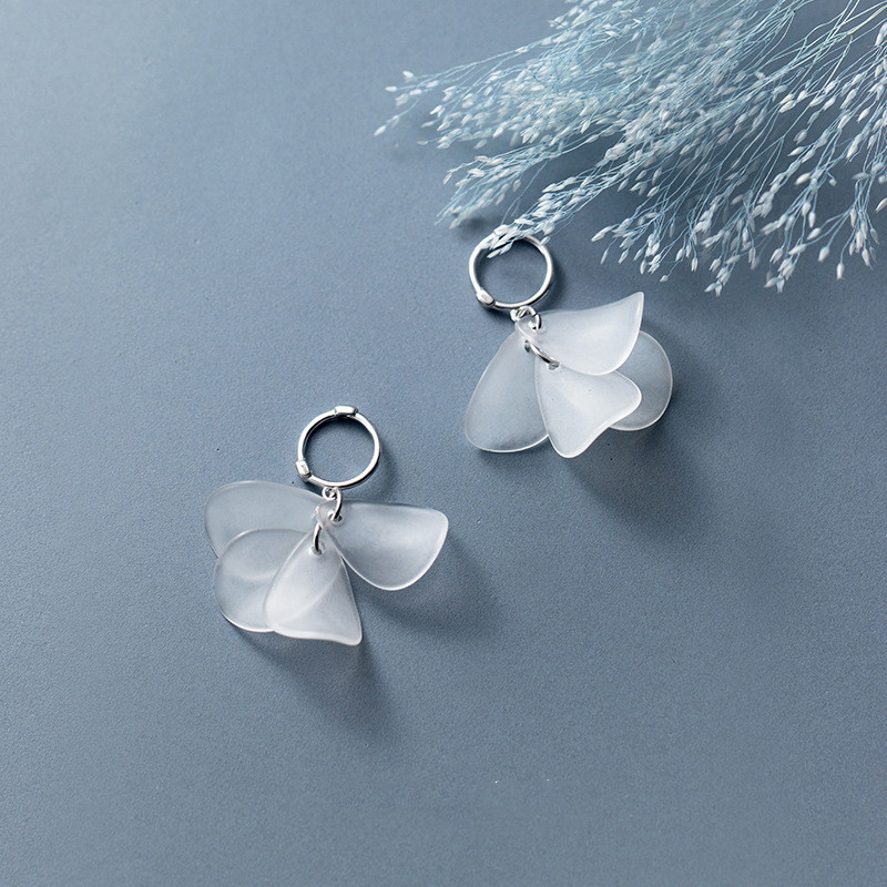 Women's Korean Short Flower Earrings