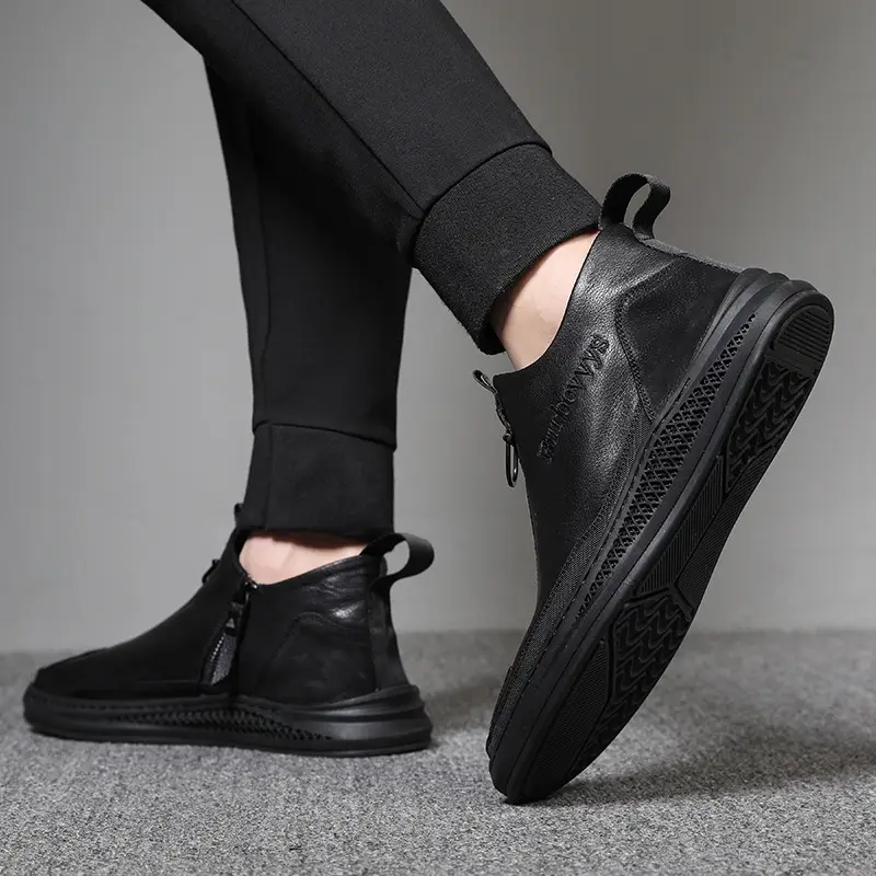 Men's casual leather shoes