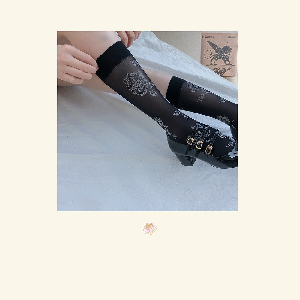 Rose lace tube socks