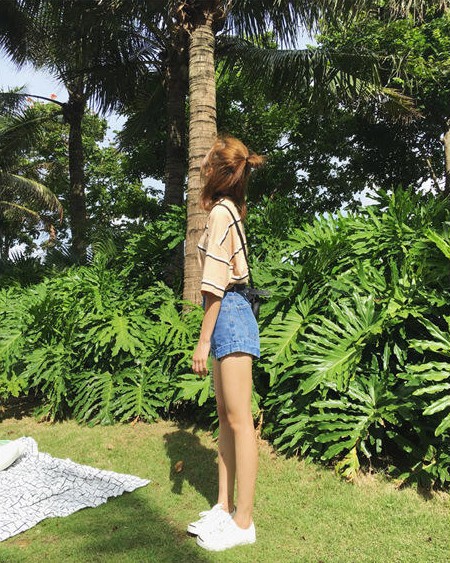 Summer loose and thin round neck T-shirt cotton bottoming shirt